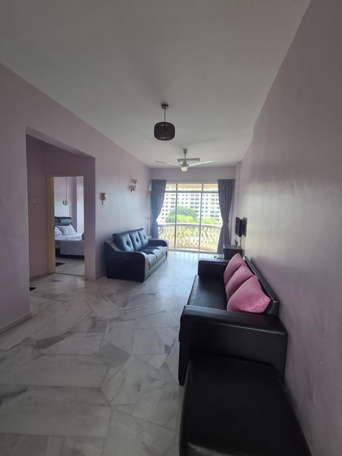 Glory Beach Resort Seaview Private 2Br Port Dickson Bagian luar foto